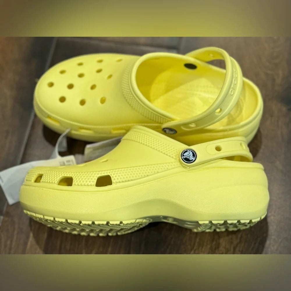 Crocs Classic Platform Clogs New- - Picture 4 of 16
